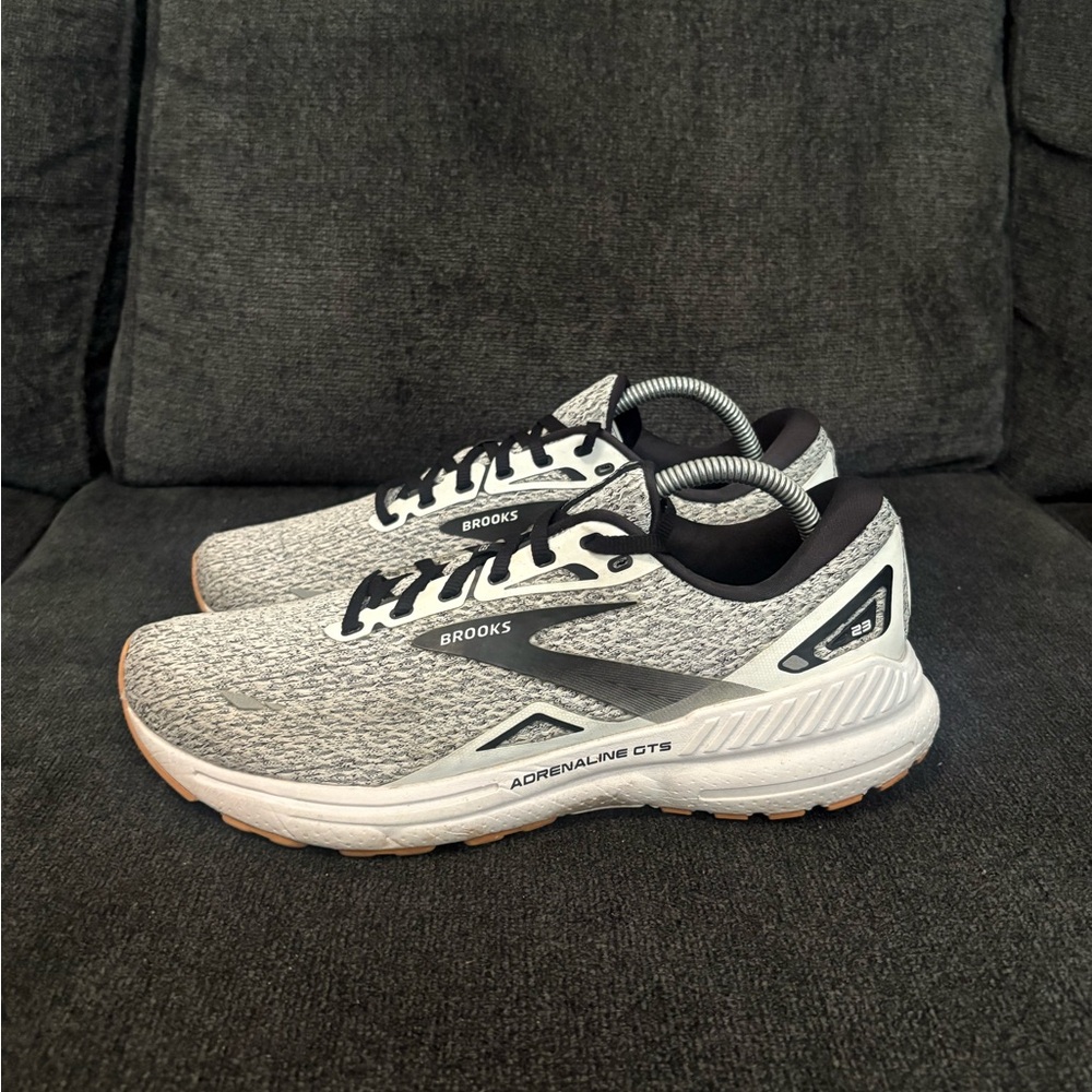 Brooks Adrenaline GTS 23 Men's Running Shoes Gray Black Gum Sole Size 10 - Picture 3 of 8